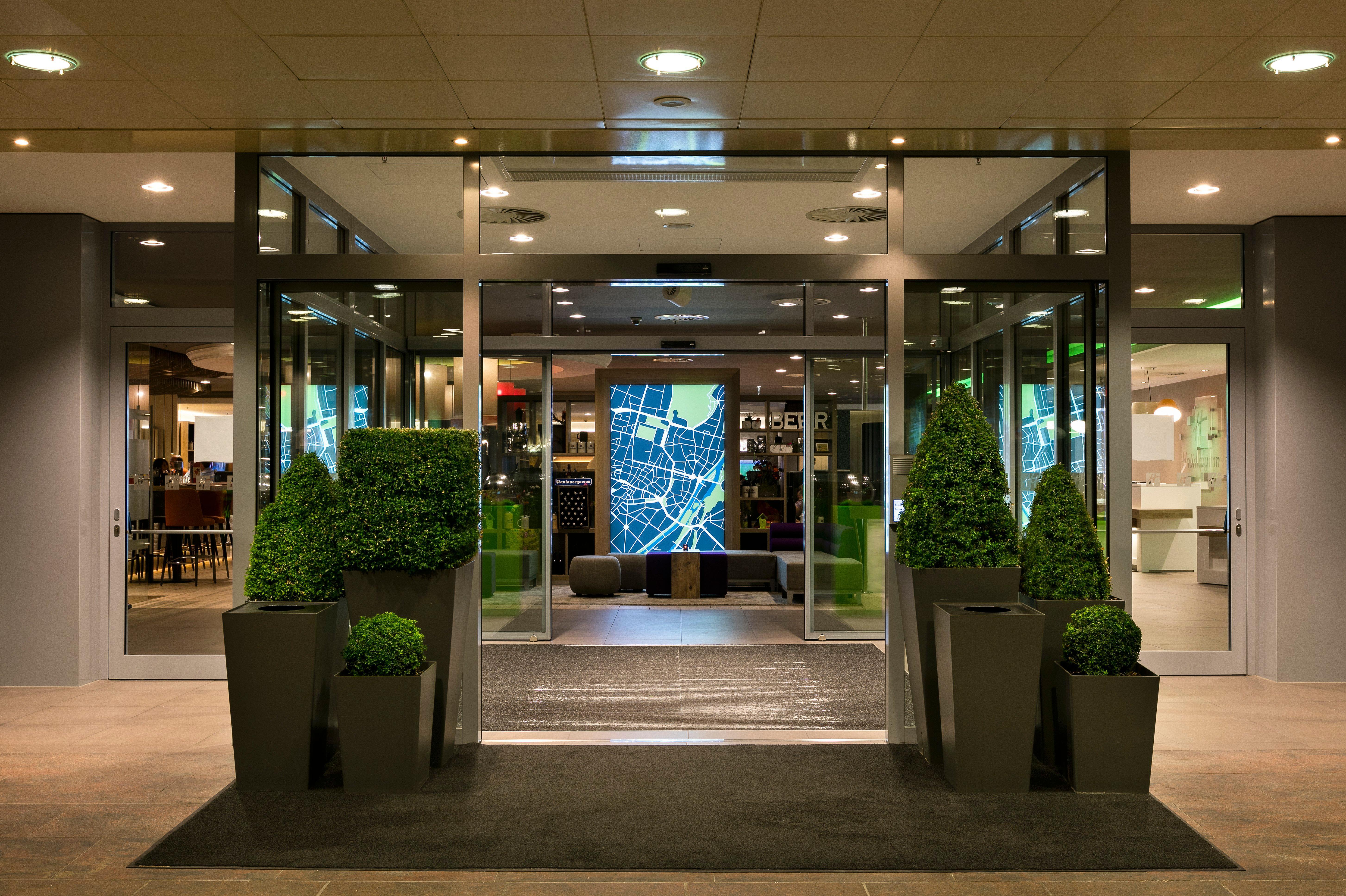 Hotel Centre By Ihg Munich