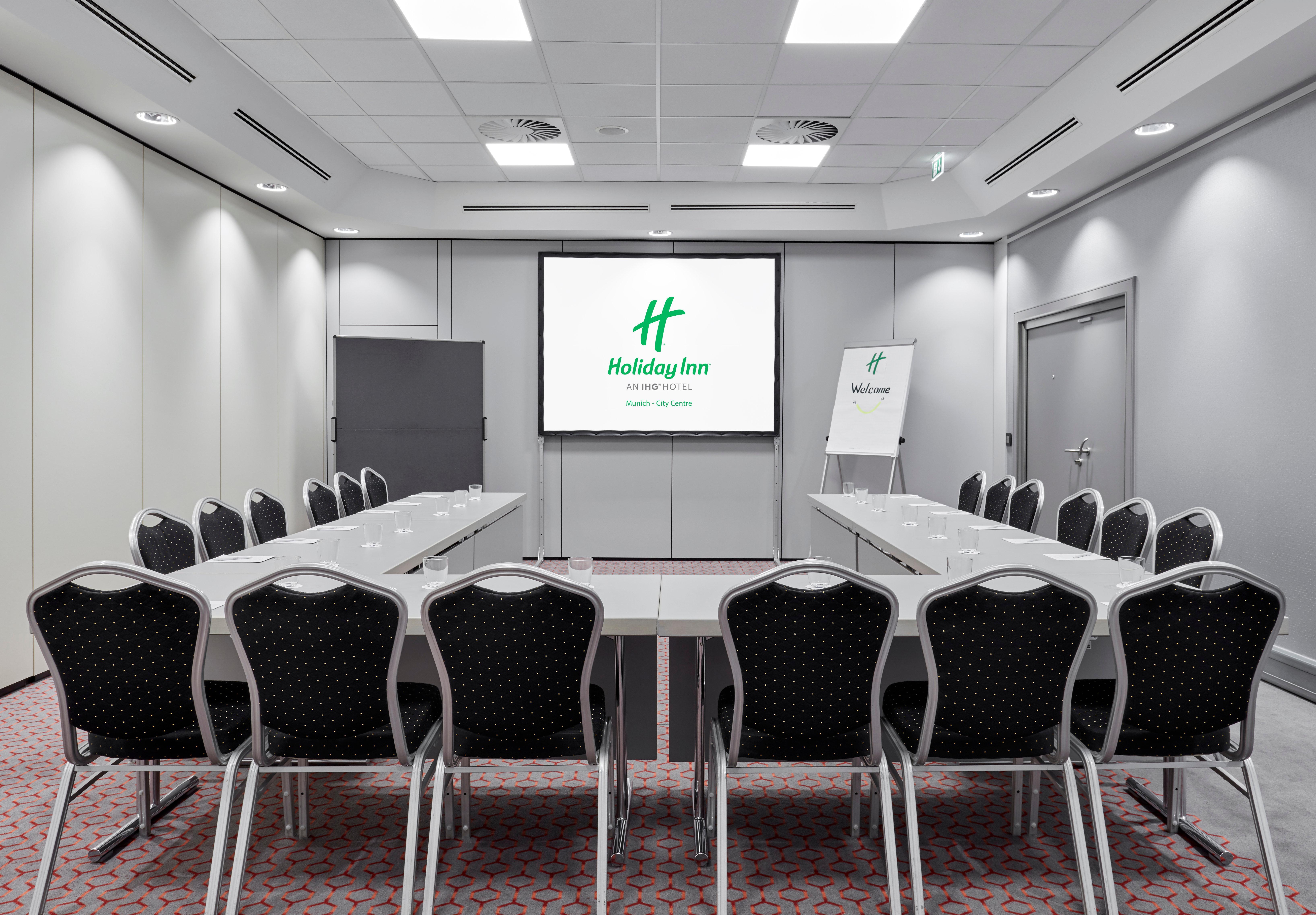 Hotel Centre By Ihg 4*